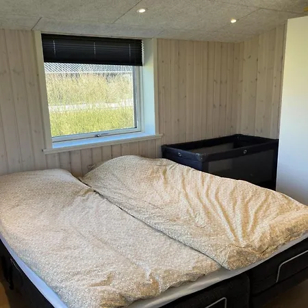 Holiday home Helmtrud - 700m From The Sea By Interhome *