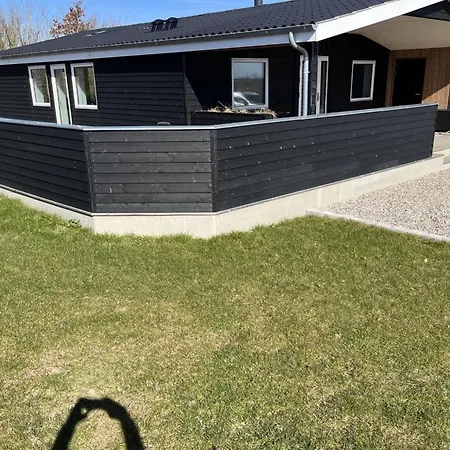 Holiday home Helmtrud - 700m From The Sea By Interhome *